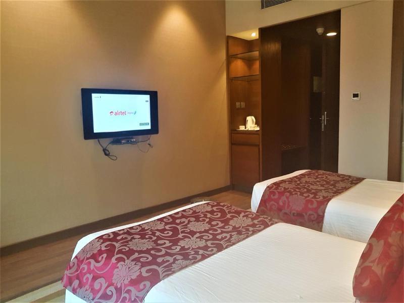D Imperia 4*